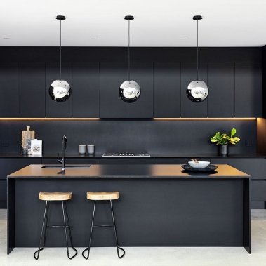 Silestone negro tebas